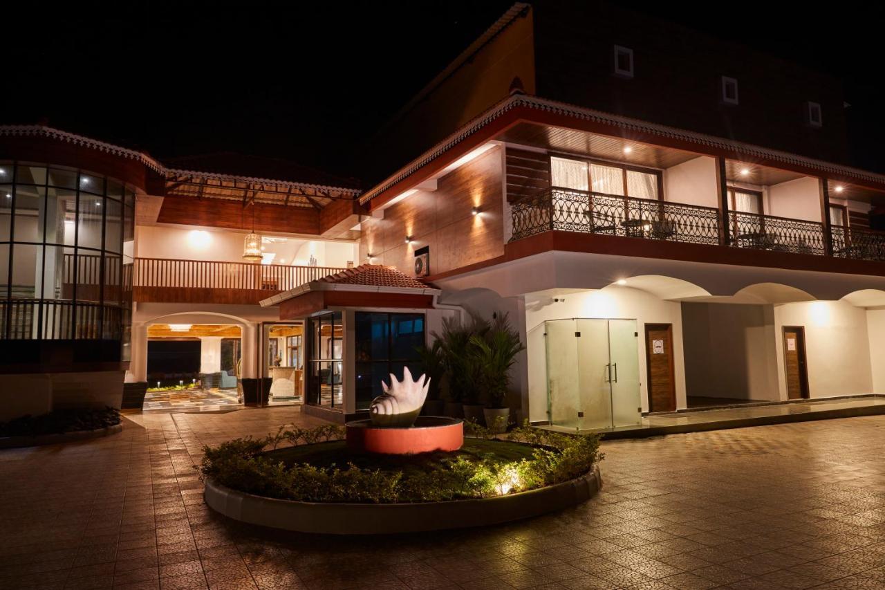 Sea Queen Beach Resort & Spa Колва Екстериор снимка