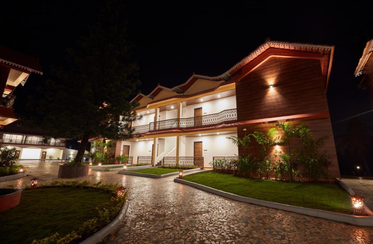 Sea Queen Beach Resort & Spa Колва Екстериор снимка