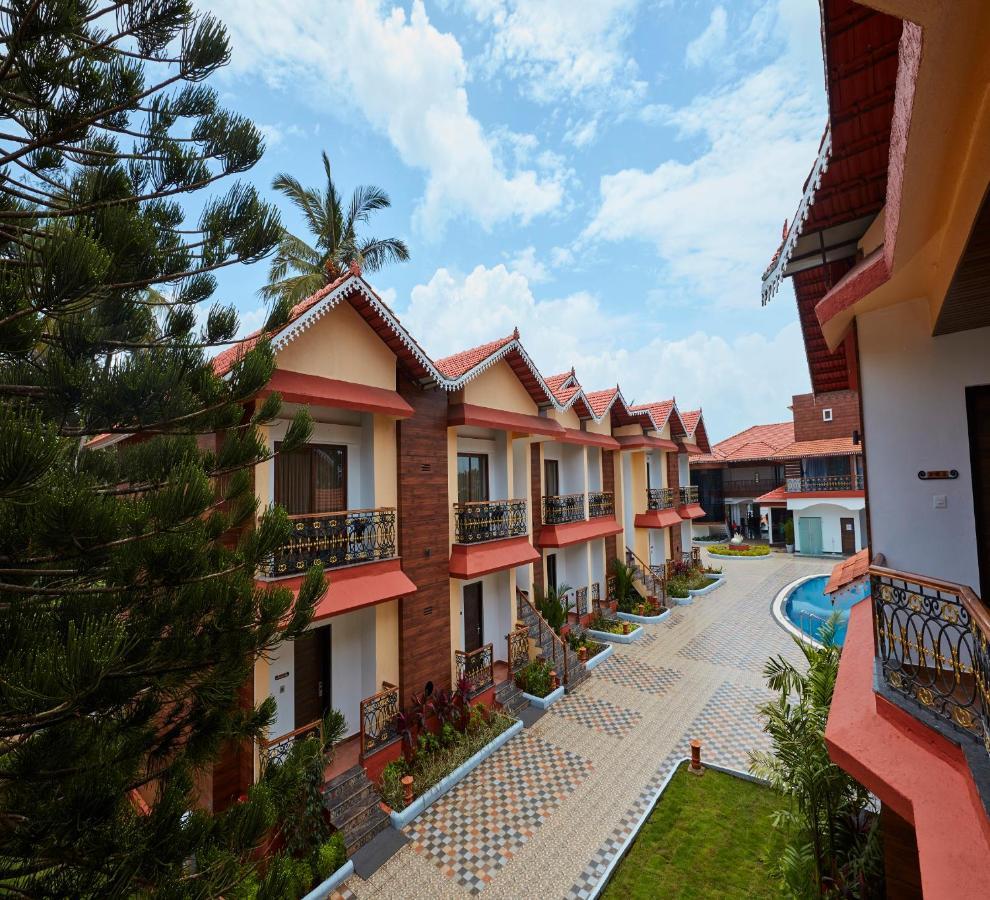 Sea Queen Beach Resort & Spa Колва Екстериор снимка